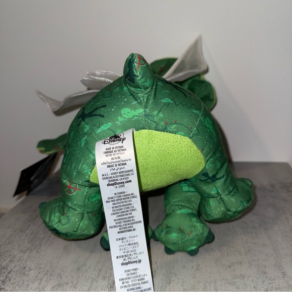 Stitch Crashes Disney Peter Pan Plush 11 of 12 - Picture 6 of 6